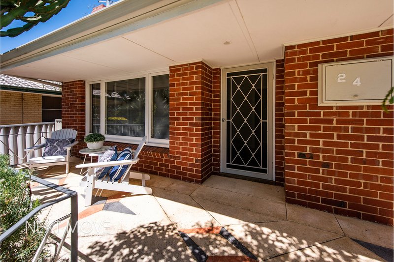 Photo - 24 Webber Street, Willagee WA 6156 - Image 3