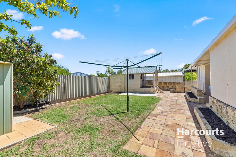 Photo - 24 Westbrook Way, Girrawheen WA 6064 - Image 21