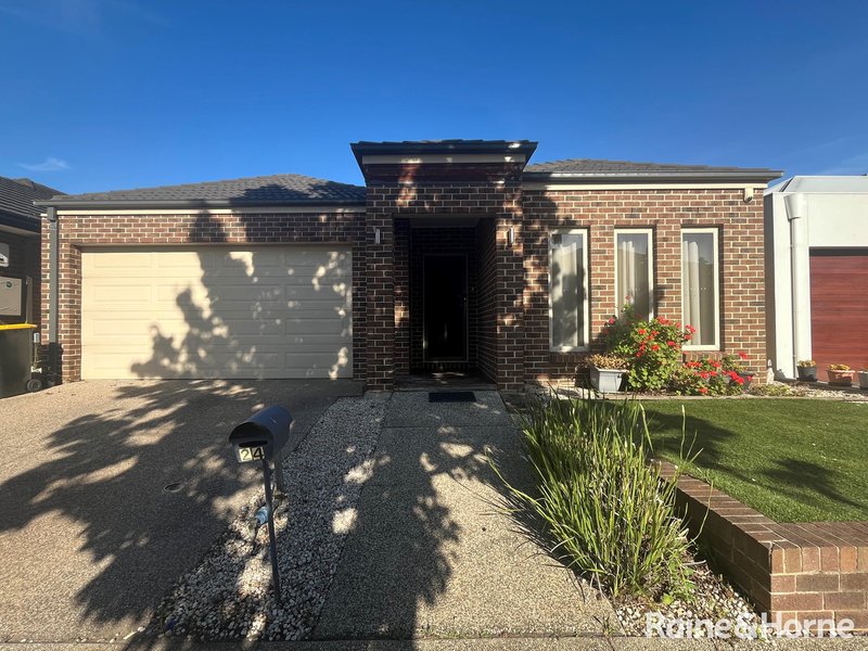 24 Westerfolds Terrace, Caroline Springs VIC 3023