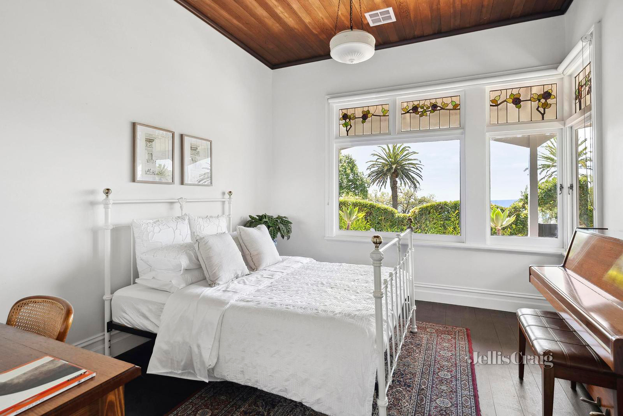 4-bedroom house at 24 Western Beach Road, Geelong, VIC 3220, Greater Geelong, Victoria