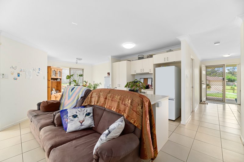 Photo - 24 Weymouth Street, Bundamba QLD 4304 - Image 4