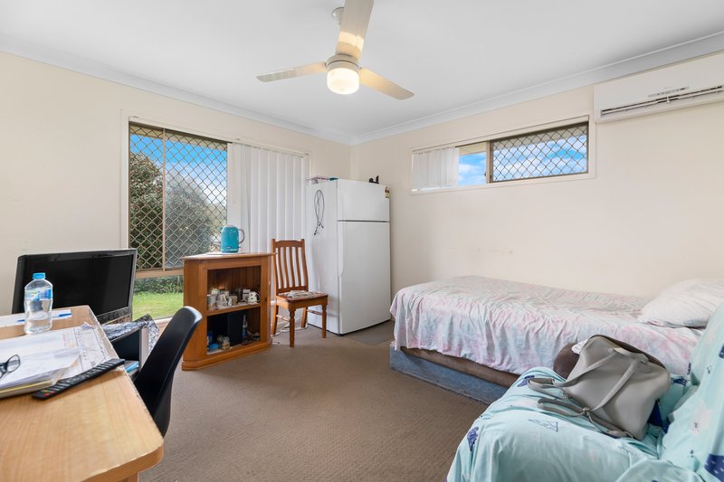 Photo - 24 Weymouth Street, Bundamba QLD 4304 - Image 6