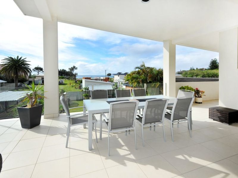 Photo - 24 Wharf Street, Woolgoolga NSW 2456 - Image 10