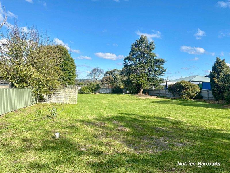 24 White Street, Casterton VIC 3311