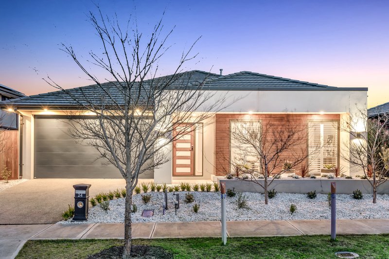 24 Whiteleaf Drive, Mickleham VIC 3064