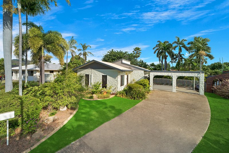 24 Whitsunday Dr , Kirwan QLD 4817