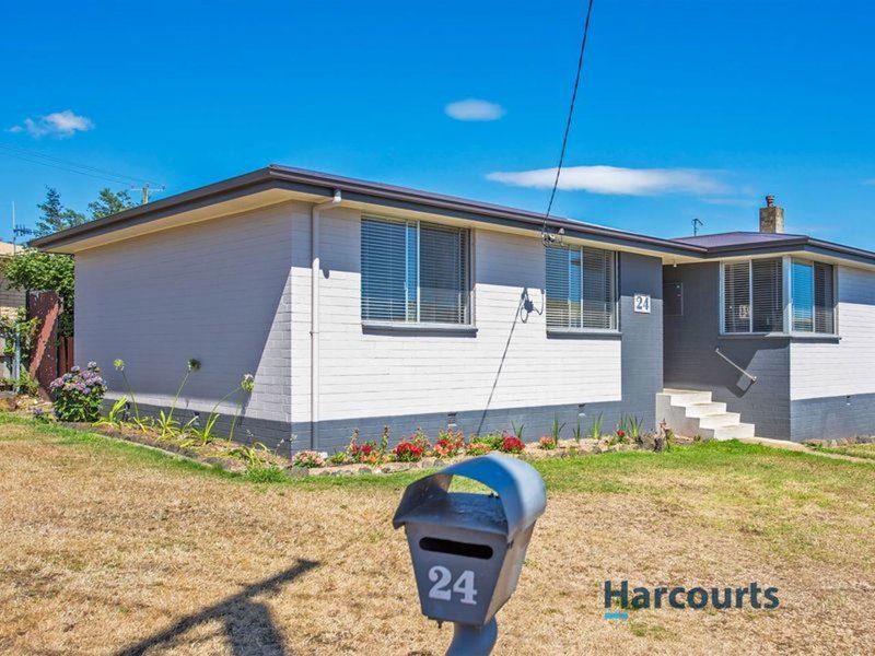 24 Whittle Street, Penguin TAS 7316