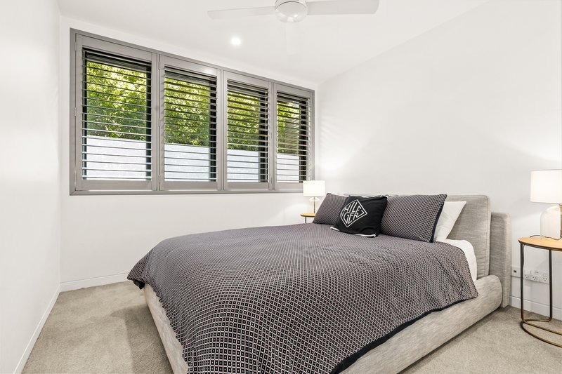 Photo - 24 Wicklow Street, Kangaroo Point QLD 4169 - Image 16