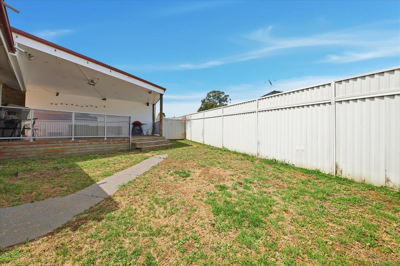 Photo - 24 Wilkes Avenue, Moorebank NSW 2170 - Image 12