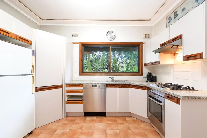 Photo - 24 Willandra Street, Lane Cove NSW 2066 - Image 5