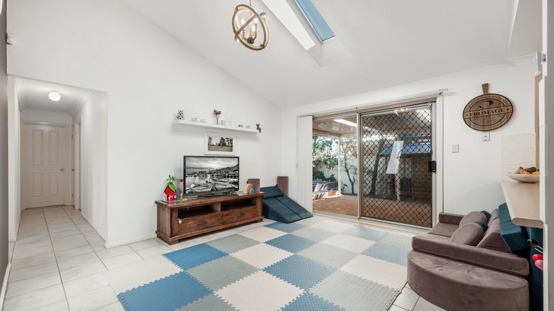 Photo - 24 William Campbell Avenue, Harrington Park NSW 2567 - Image 6