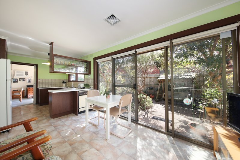 Photo - 24 William Street, Moorabbin VIC 3189 - Image 3