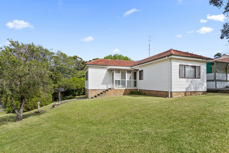 Photo - 24 Williams Crescent, Russell Vale NSW 2517 - Image 2