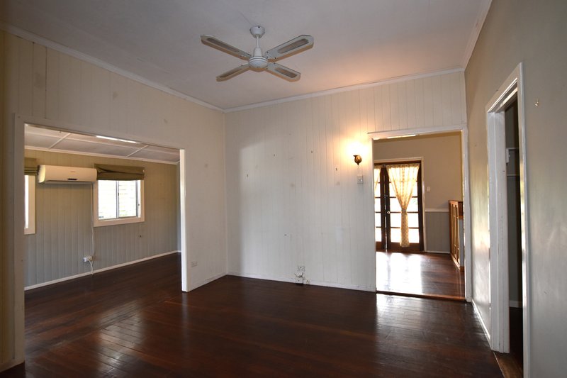 Photo - 24 Williamson Street, West Gladstone QLD 4680 - Image 3