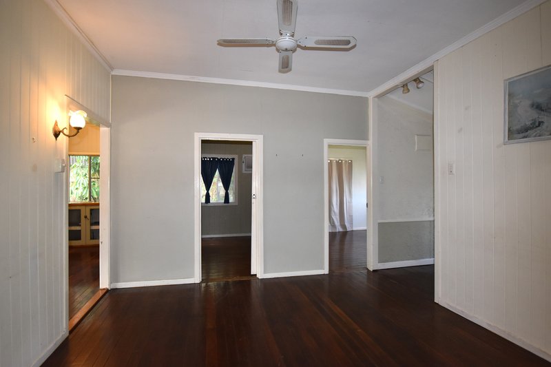 Photo - 24 Williamson Street, West Gladstone QLD 4680 - Image 10