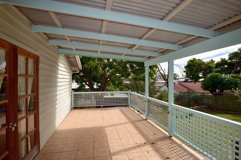 Photo - 24 Williamson Street, West Gladstone QLD 4680 - Image 16