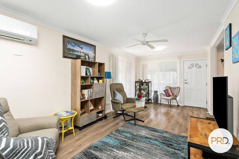 Photo - 24 Willow Tree Avenue, Kanahooka NSW 2530 - Image 4