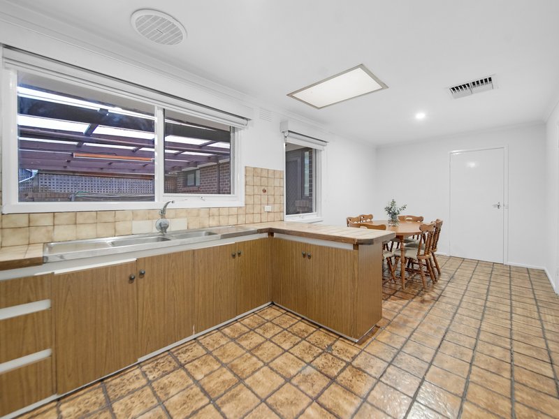 Photo - 24 Wilma Avenue, Mulgrave VIC 3170 - Image 6