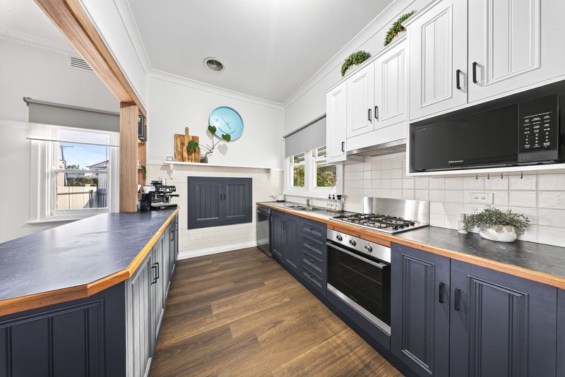 Photo - 24 Wilmoth Avenue, Horsham VIC 3400 - Image 4