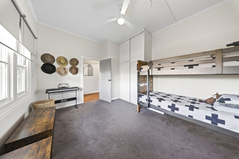 Photo - 24 Wilmoth Avenue, Horsham VIC 3400 - Image 9