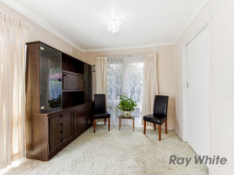 Photo - 24 Wintersun Drive, Albanvale VIC 3021 - Image 3