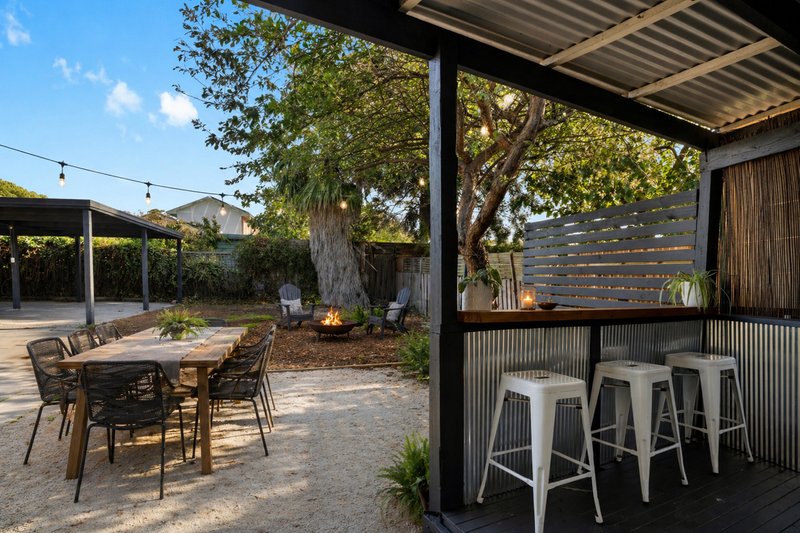 Photo - 24 Wirilda Crescent, Frankston North VIC 3200 - Image 18