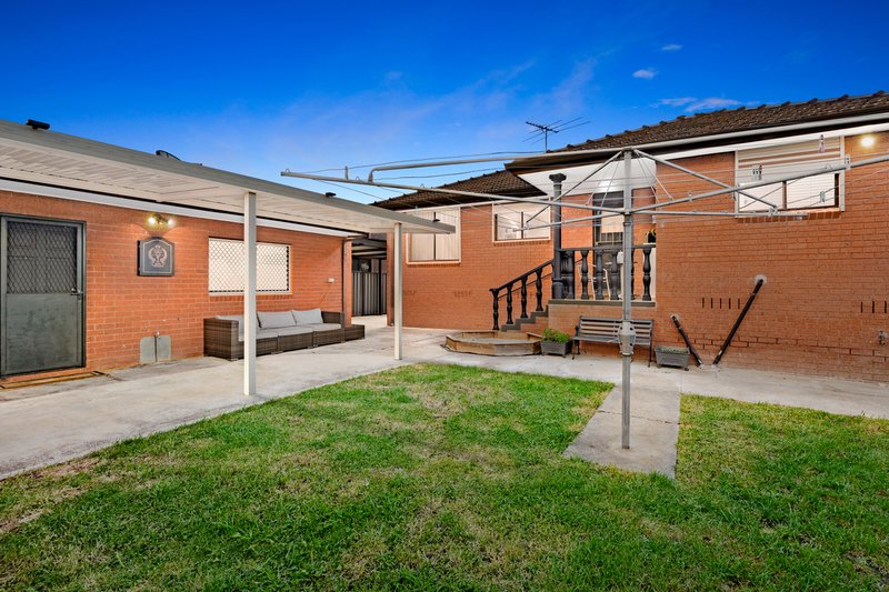 Photo - 24 Wirraway Crescent, Thomastown VIC 3074 - Image 12