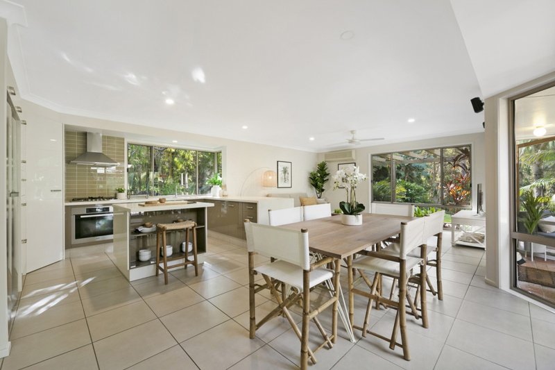 24 Wisteria Court, Tallebudgera Valley QLD 4228