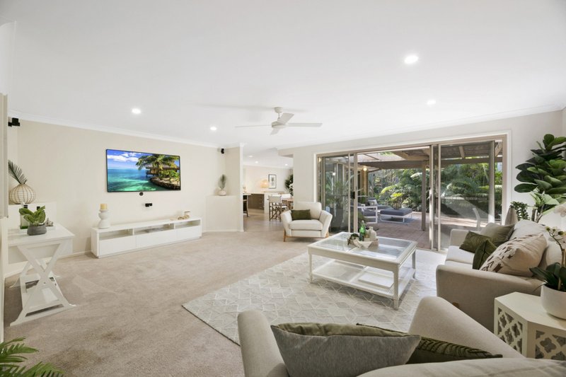 Photo - 24 Wisteria Court, Tallebudgera Valley QLD 4228 - Image 3