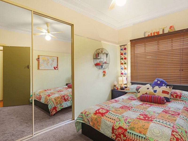 Photo - 24 Woodland Road, Chester Hill NSW 2162 - Image 5