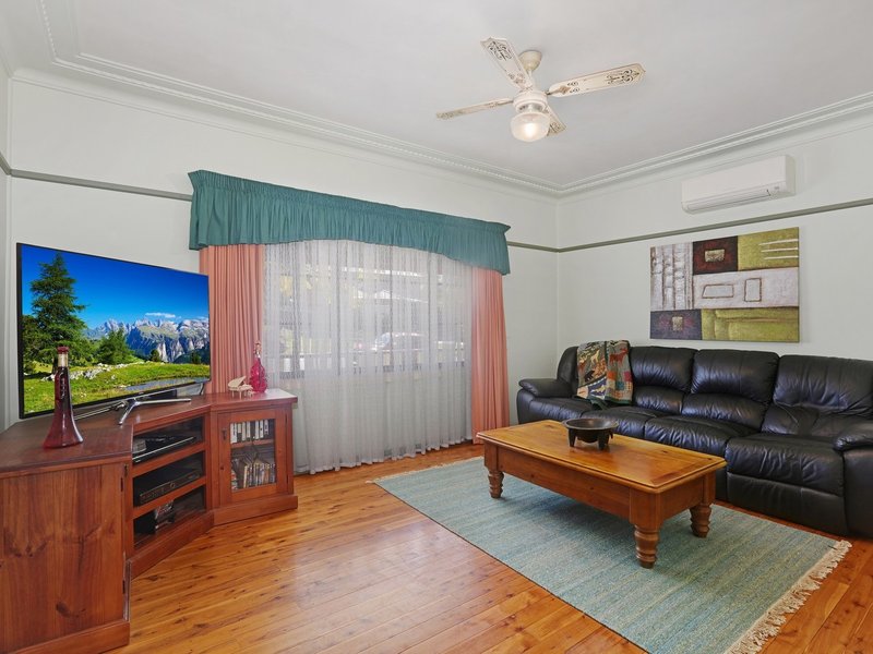 Photo - 24 Woodland Road, Chester Hill NSW 2162 - Image 8