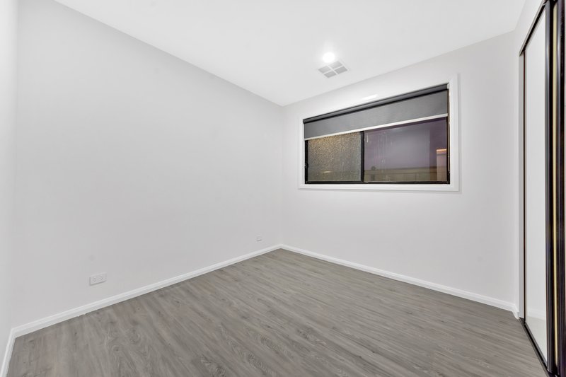 Photo - 24 Woodman Circuit, Wollert VIC 3750 - Image 15