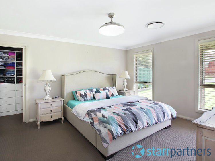 Photo - 24 Wyena Road, Pendle Hill NSW 2145 - Image 7