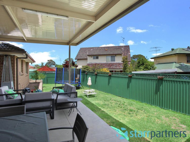 Photo - 24 Wyena Road, Pendle Hill NSW 2145 - Image 9