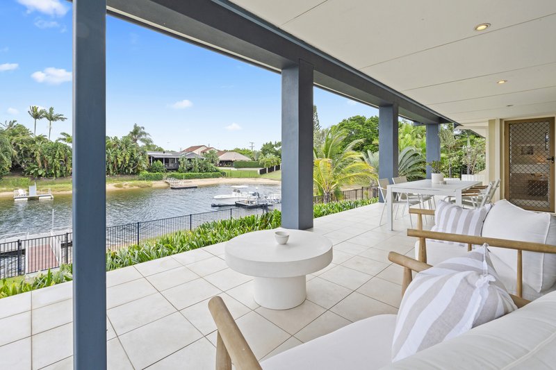 Photo - 24 Wyuna Street, Broadbeach Waters QLD 4218 - Image 27