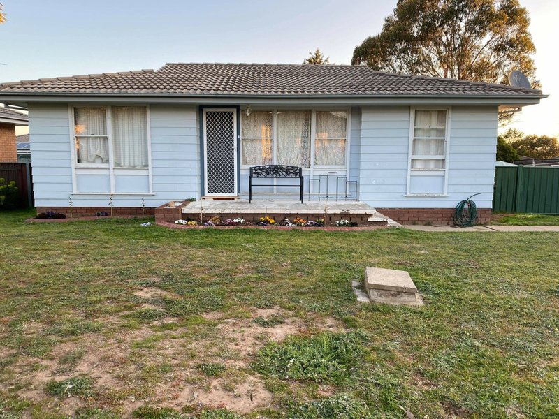 24 Yarrowlow Street, Goulburn NSW 2580