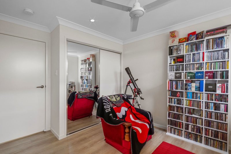 Photo - 24 Yellowstone Circuit, Yarrabilba QLD 4207 - Image 13