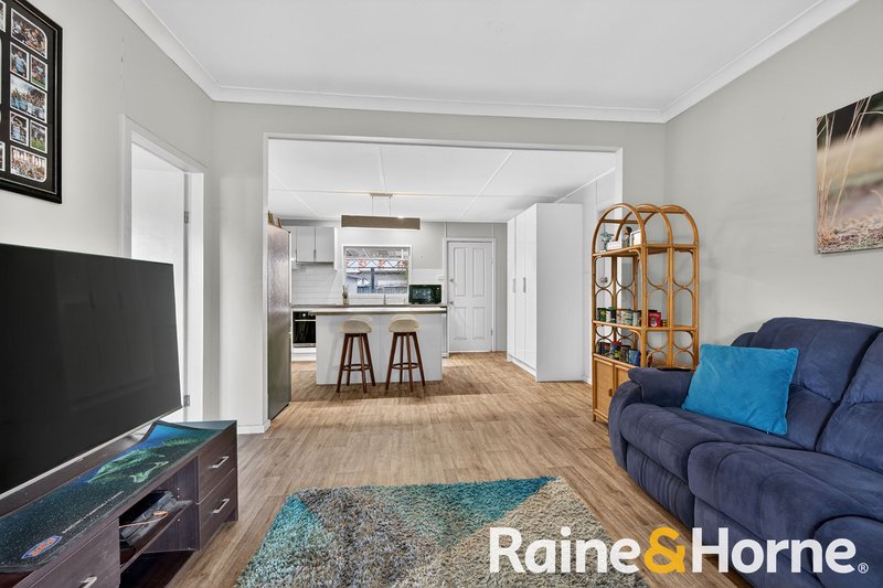 Photo - 24 Young Street, Dubbo NSW 2830 - Image 3