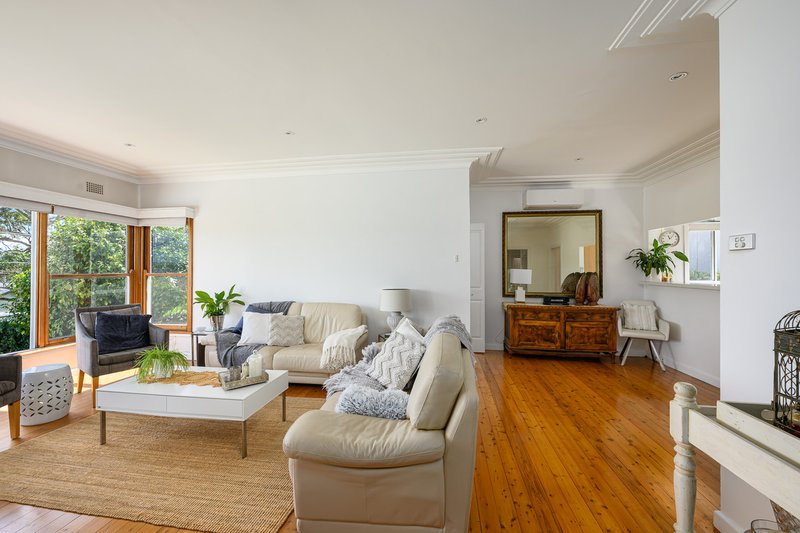 Photo - 24 Yowie Avenue, Caringbah South NSW 2229 - Image 8