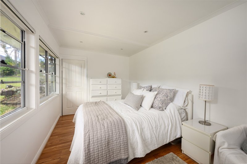 Photo - 24 Yowie Avenue, Caringbah South NSW 2229 - Image 13