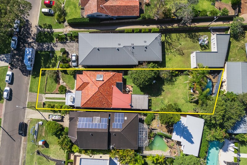 Photo - 24 Yowie Avenue, Caringbah South NSW 2229 - Image 22