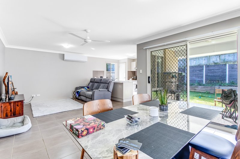 Photo - 24 Zephyr Street, Griffin QLD 4503 - Image 9