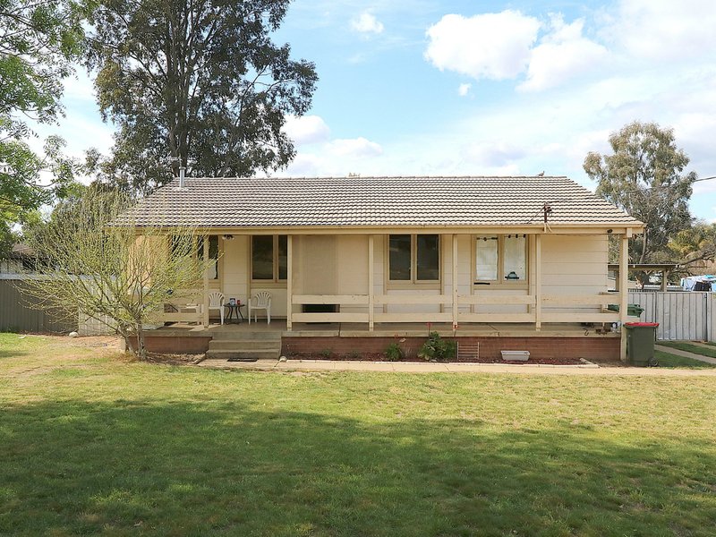 24 Ziegler Avenue, Kooringal NSW 2650