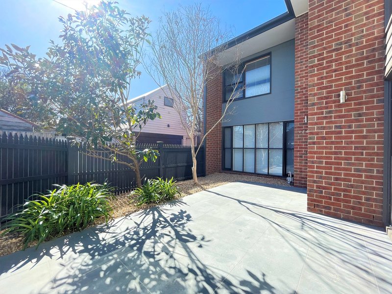 Photo - 2/40 Andrew Street, Northcote VIC 3070 - Image 13