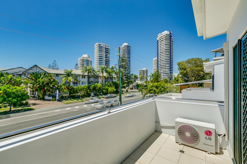 2/40 Bayview Street, Runaway Bay QLD 4216