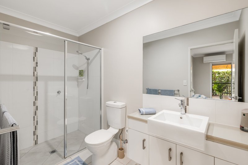 Photo - 2/40 Brimblecombe Drive, Middle Ridge QLD 4350 - Image 11