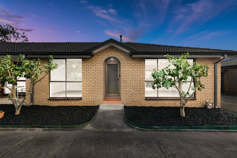 Photo - 2/40 Bruce Street, Dandenong VIC 3175 - Image 2