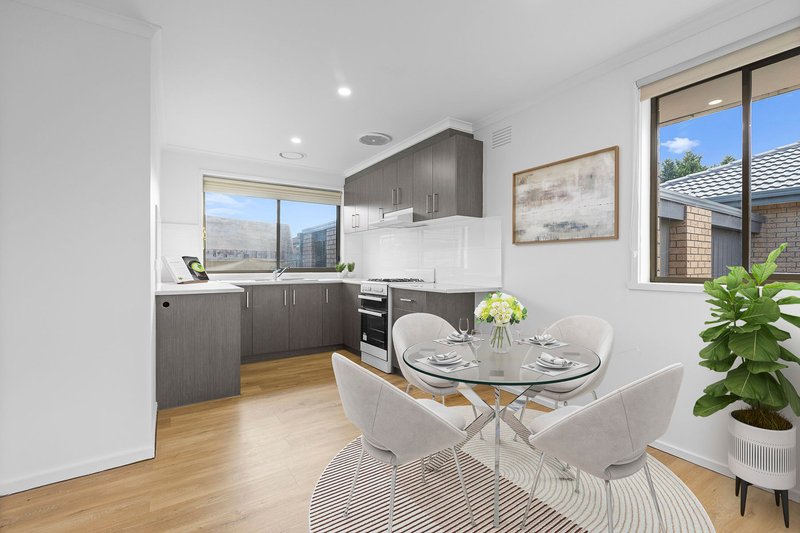 Photo - 2/40 Bruce Street, Dandenong VIC 3175 - Image 3