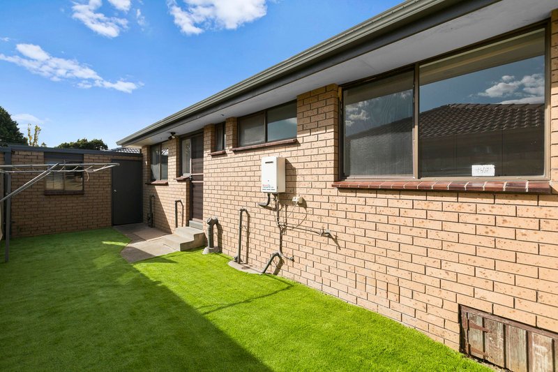 Photo - 2/40 Bruce Street, Dandenong VIC 3175 - Image 7