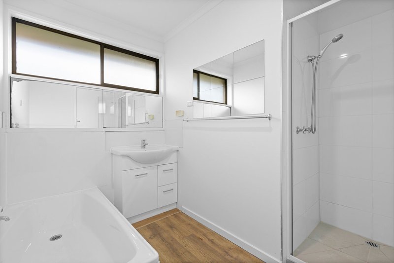 Photo - 2/40 Bruce Street, Dandenong VIC 3175 - Image 8